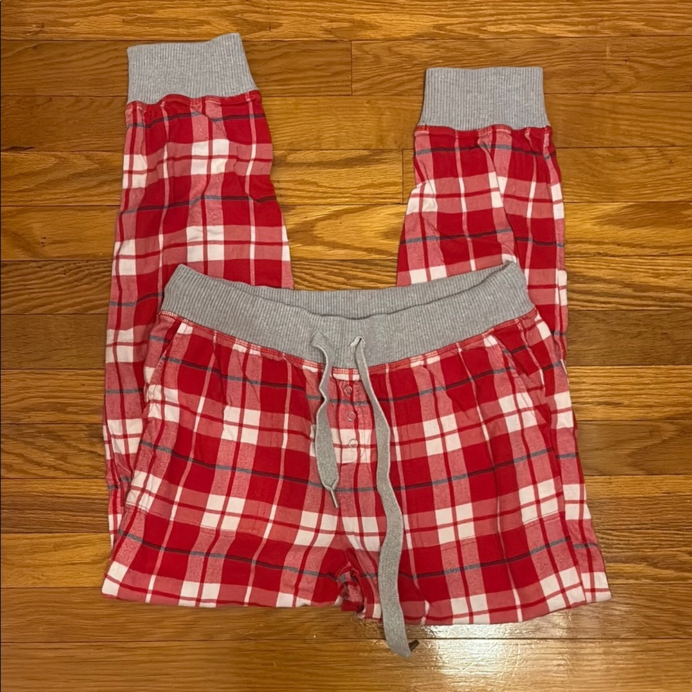 Aerie Red and Gray Plaid Pajama Bottoms